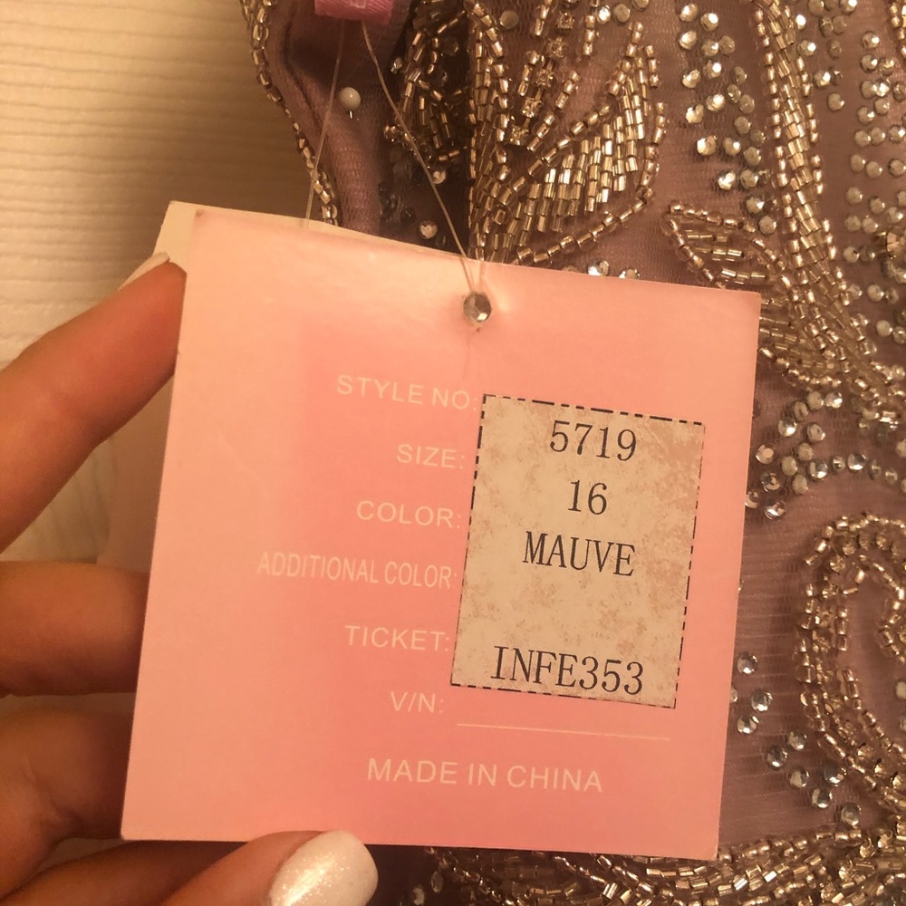 NWOT Prom/Pageant Dress - Picture 7 of 8